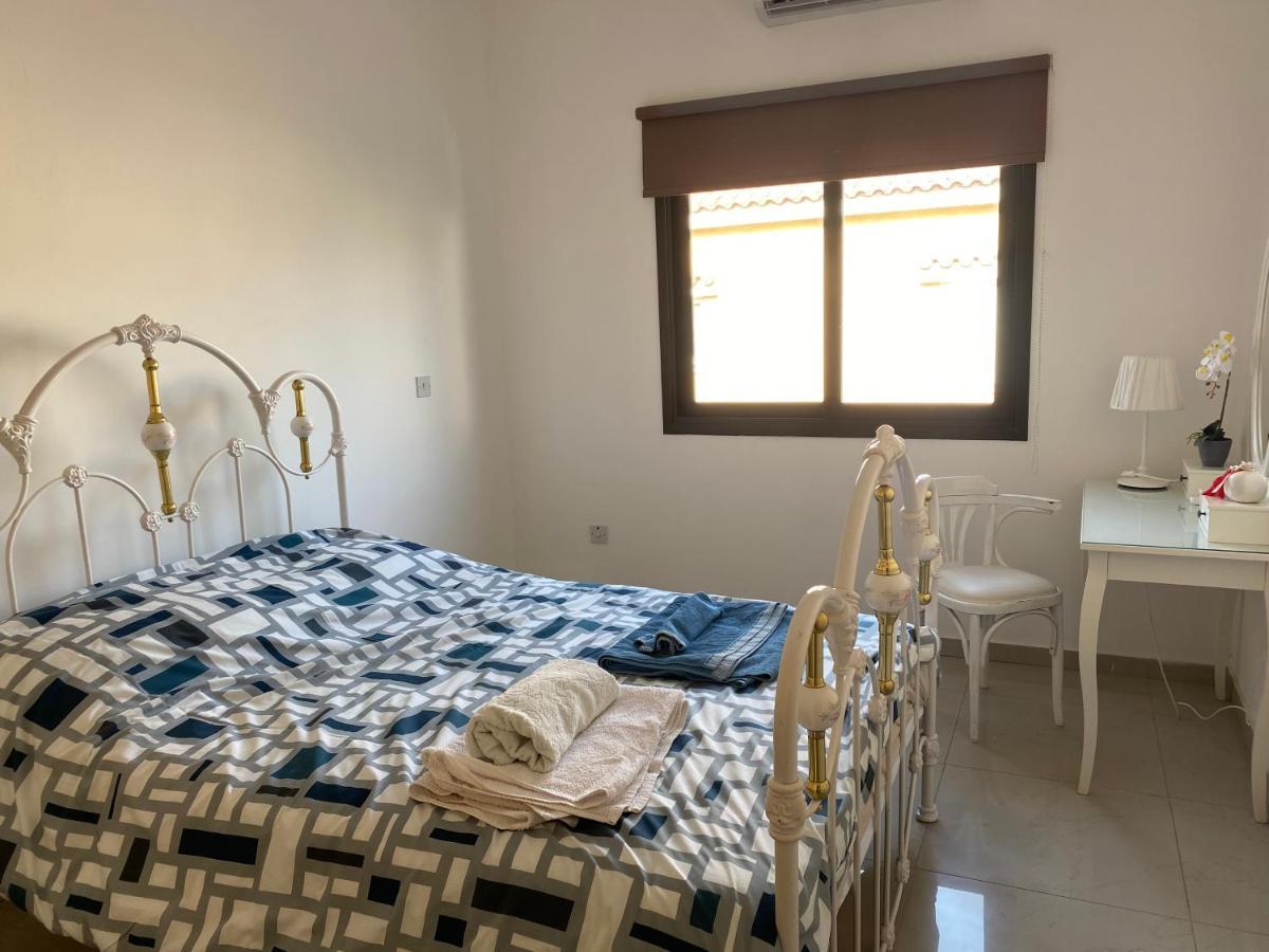 Two Bedroom Duplex :Mountain And Sea View Larnaca Exterior photo